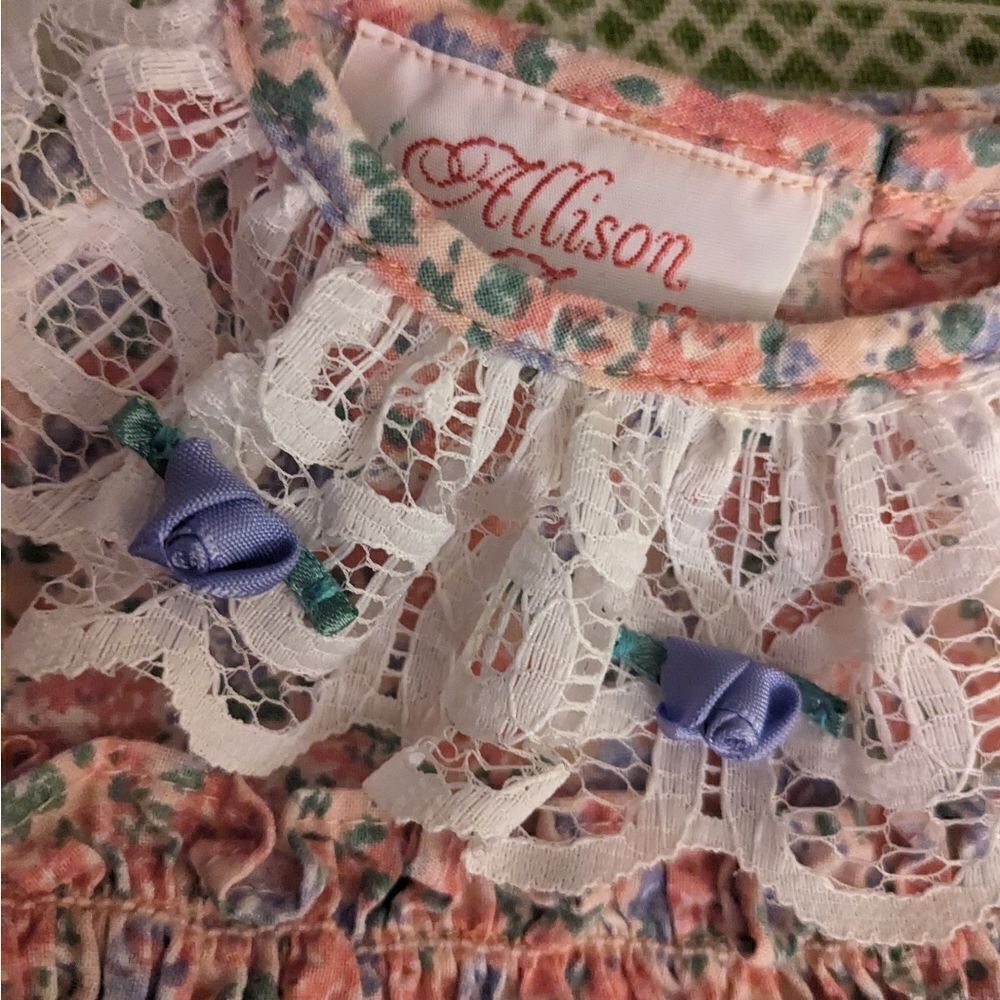 Allison Ann‎ vintage floral and lace romper cottage core - Picture 2 of 6